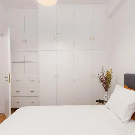 Comfort Aparment In Exarcheia Athens Exterior photo