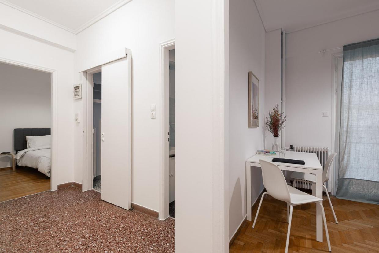 Comfort Aparment In Exarcheia Apartment *